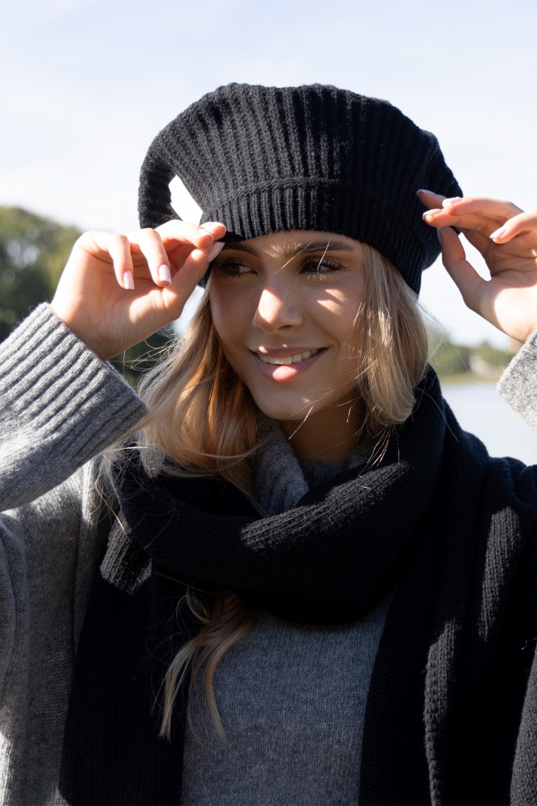 CM9958 Wełniany beret - czarny