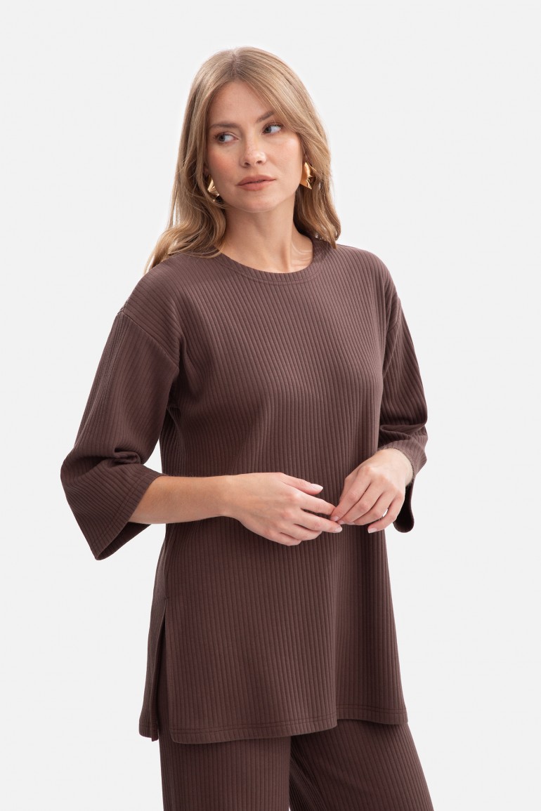 DM1480 Bluzka oversize z dzianiny prążkowanej - brązowa