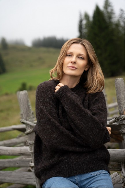 DM1530 Miękki sweter damski...