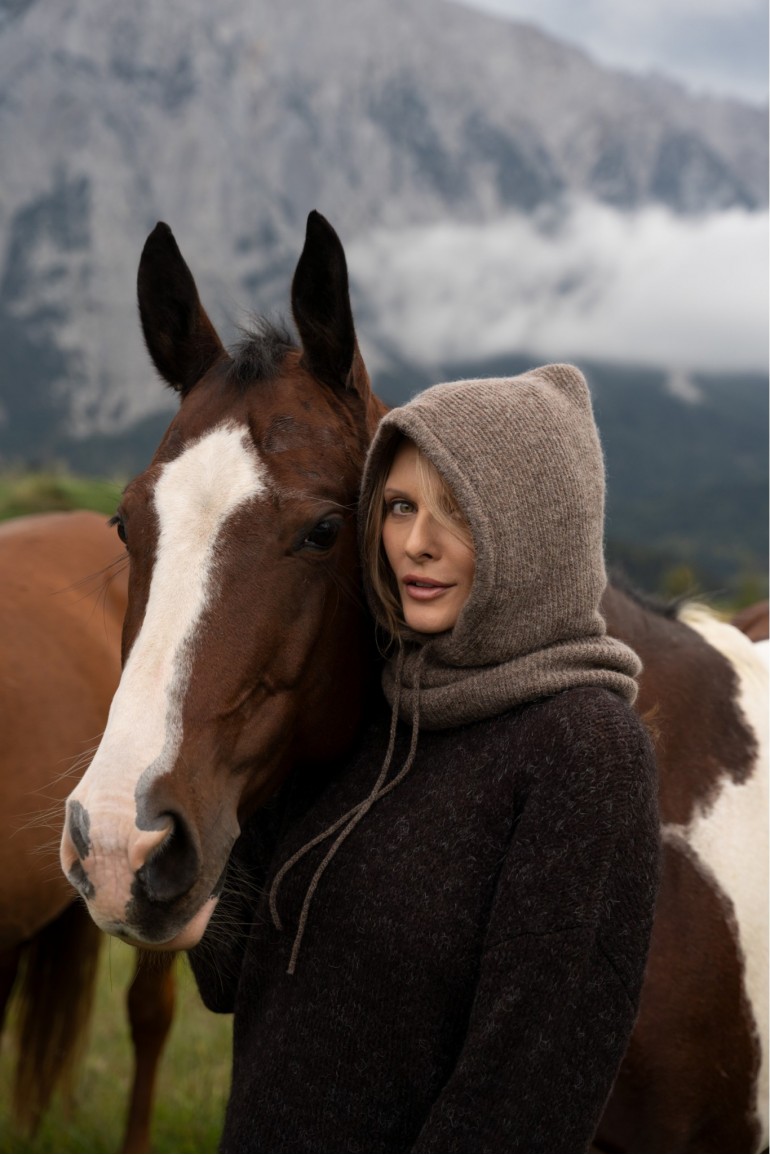 DM1533 Balaclava z domieszką moheru - karmelowa