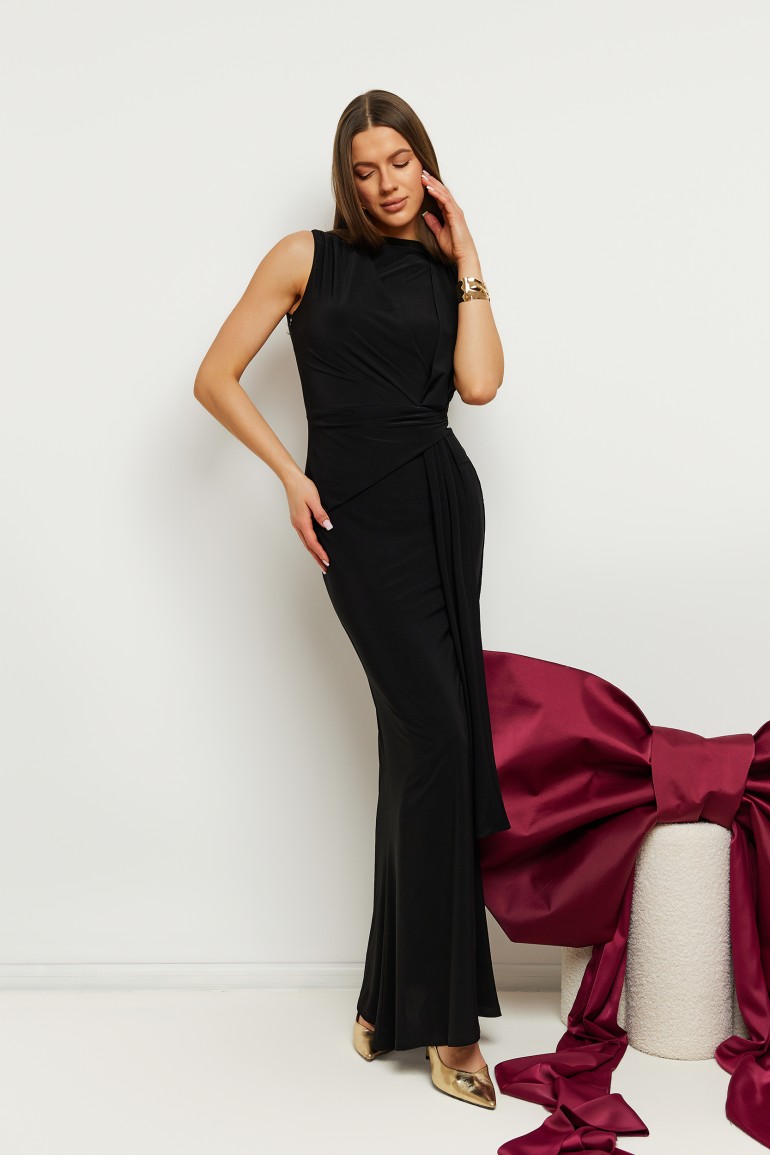 DM1541 Dopasowana sukienka wieczorowa maxi - czarna