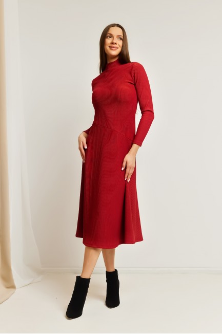 DM1550 Prążkowana sukienka...