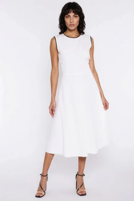 DM1592 Trapezowa sukienka...