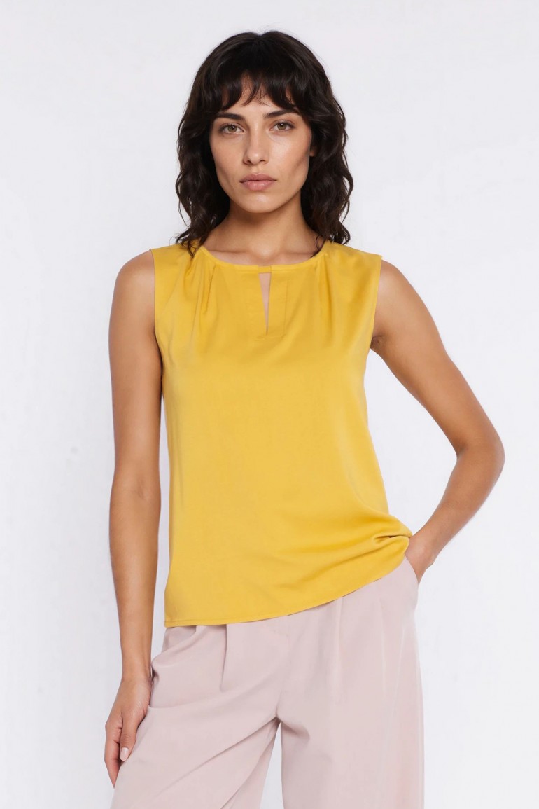DM1588 Bluzka bez rękawów z ozdobnym dekoltem - żółta