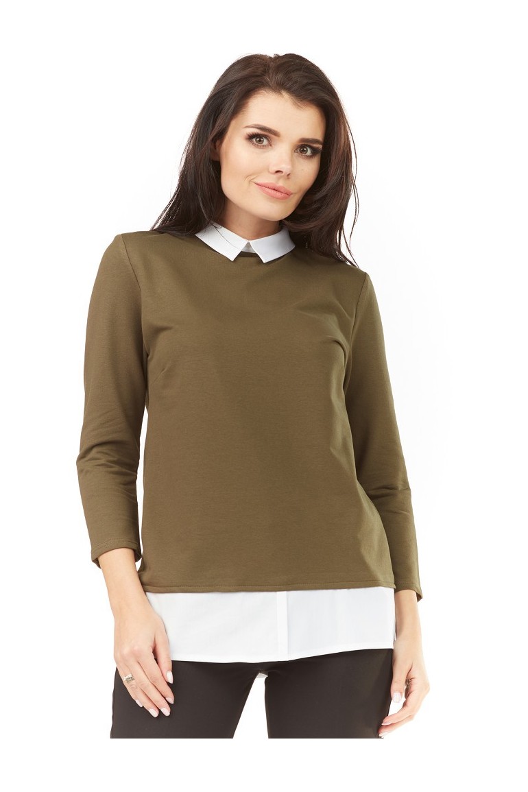 CM3499 Dzianinowa bluzka z białym kołnierzykiem - khaki