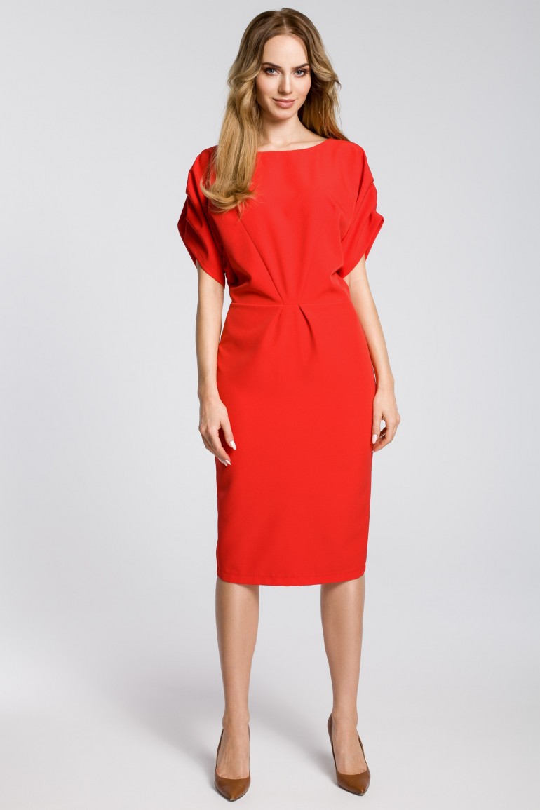 CM3592 Ołówkowa sukienka midi z rękawami kimono - czerwona
