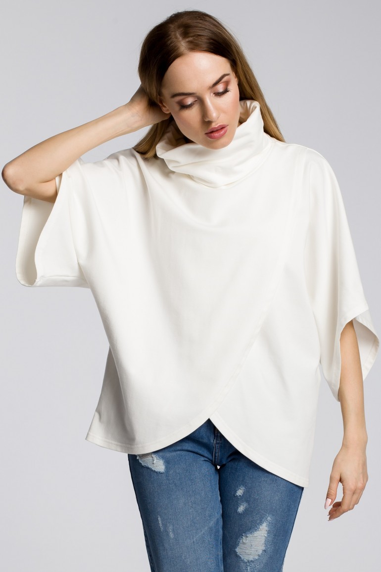 CM3600 Bluzka na zakładkę z szerokimi rękawami - ecru