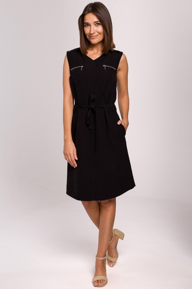 CM5169 Sukienka bez rękawów z ozdobnymi zamkami - czarna