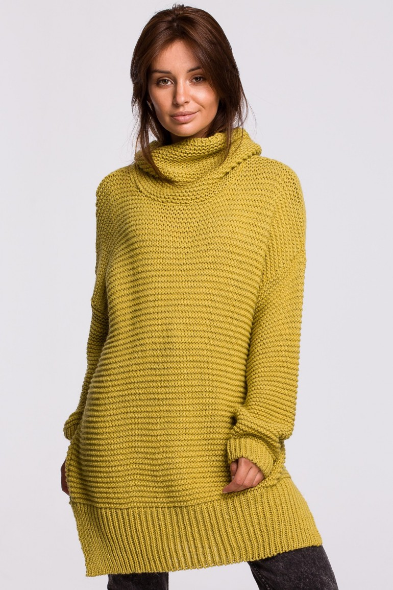 CM5524 Sweter oversize z golfem - limonkowy