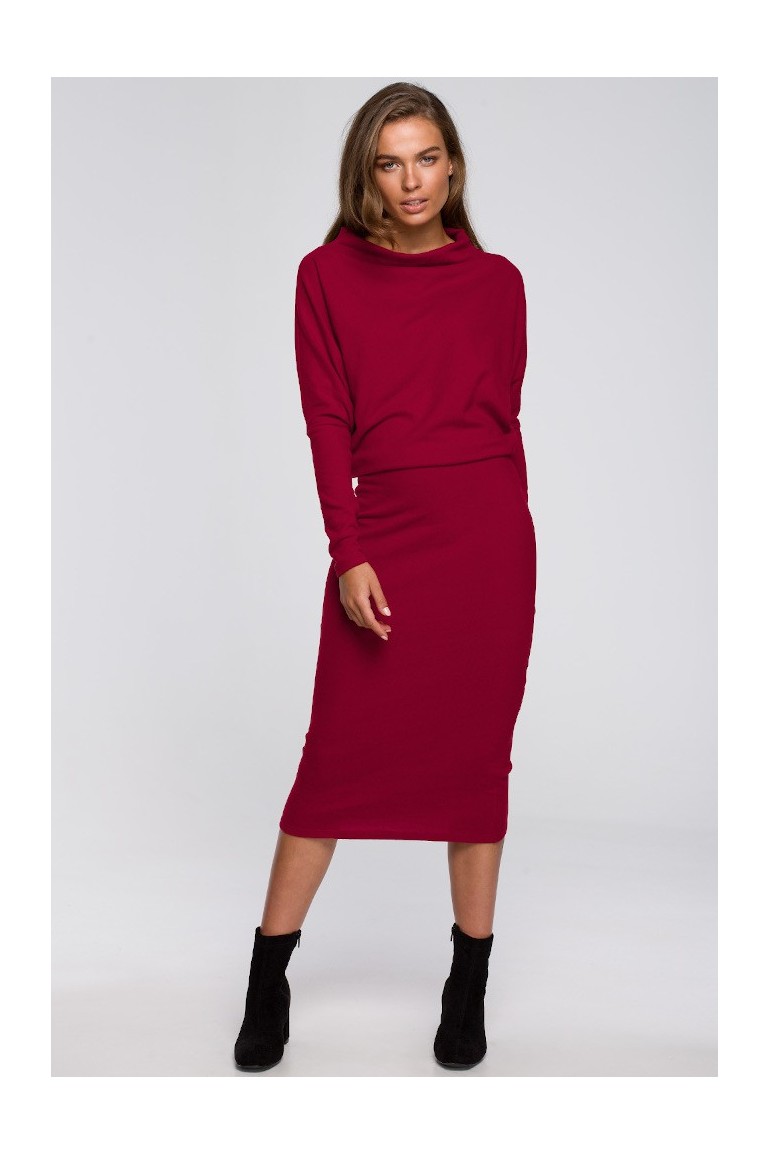 CM5595 Sukienka z drapowanym dekoltem - wiśniowa