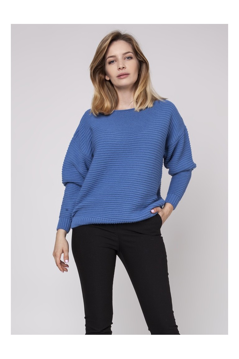 CM3870 Sweter oversize z dekoltem w łódkę - niebieski