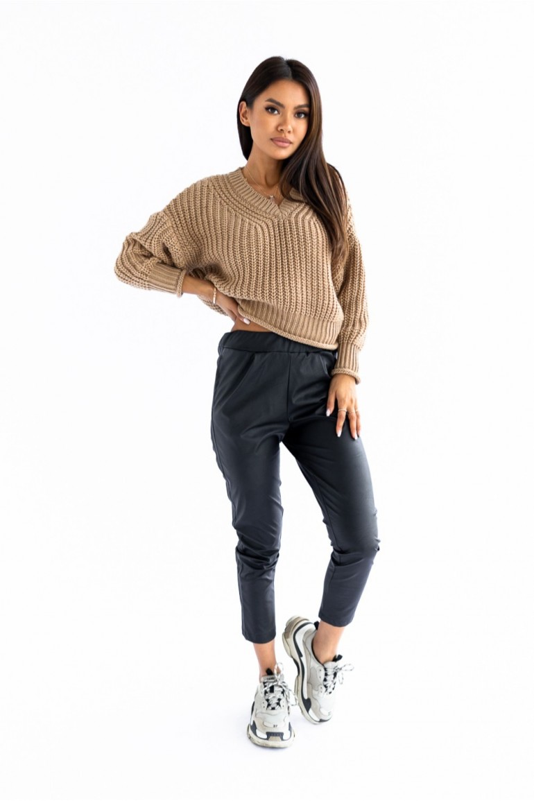 CM6462 Luźny sweter z dekoltem V - karmelowy
