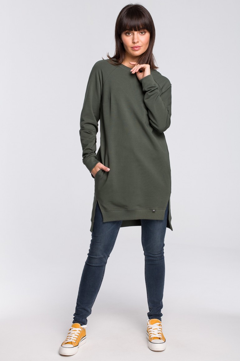 CM4115 Bluza - tunika z rozcięciami po bokach i ściągaczem na dole - militarno-zielona