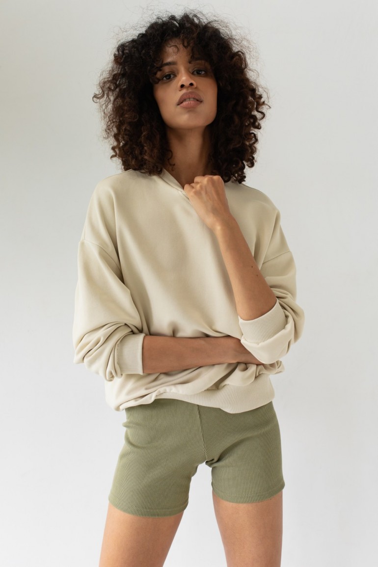 CM6682 Klasyczna bluza o kroju regular fit - kość słoniowa