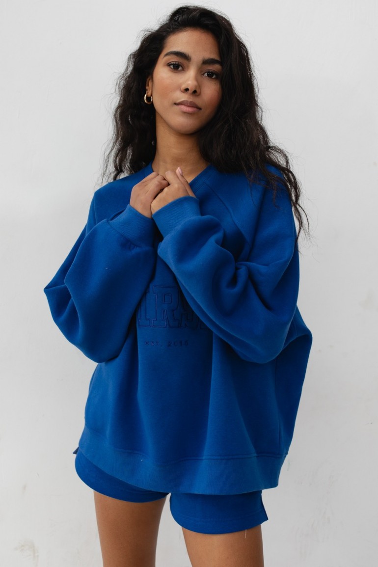 CM6684 Bluza o luźnym kroju z haftem - szafirowa