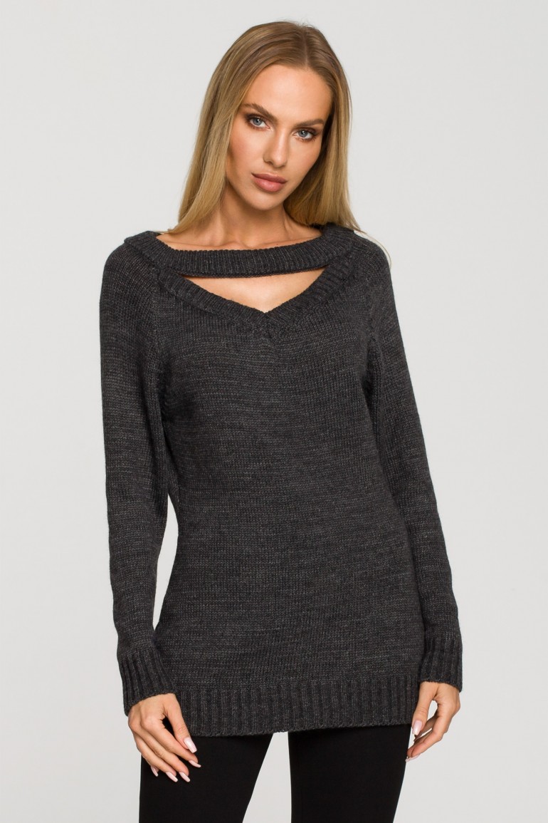 CM6855 Sweter o przedłużonym kroju z dekoltem V - grafitowy