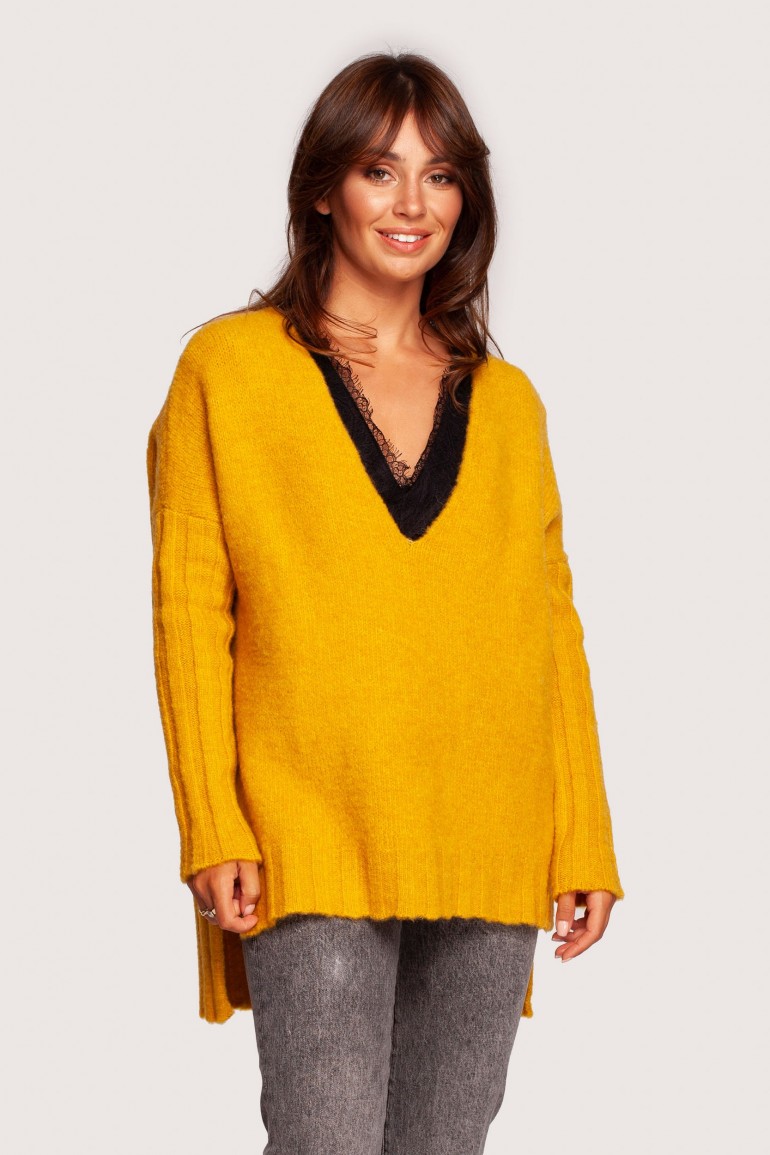CM6876 Luźny sweter z głębokim dekoltem - miodowy
