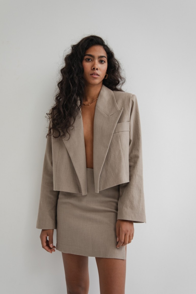 CM6808 Krótka marynarka oversize - cappuccino