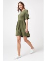 Klasyczna rozkloszowana sukienka mini - khaki