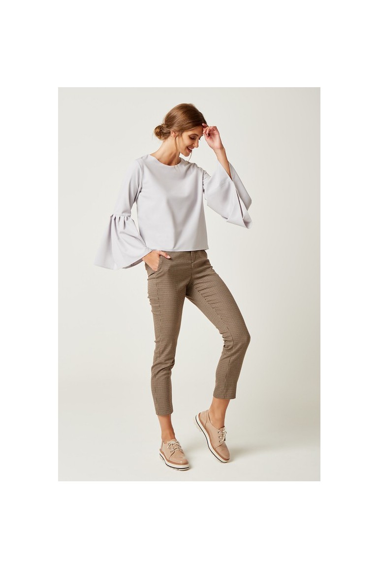 CM4238 Klasyczna bluzka z bufiastymi rękawami - szara