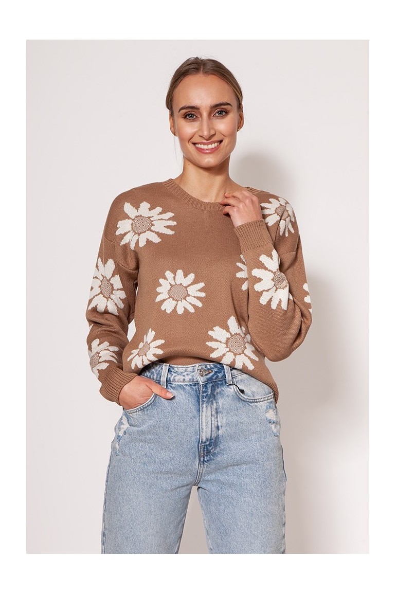 CM7309 Sweter w kwiatki o prostym kroju - mocca