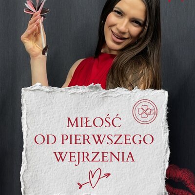 #CUDgirls macie tak, że widzicie sukienkę i po prostu musi być Wasza? 💘 

Jedno spojrzenie, jedna chwila… i przepadłyście ✨

Ta sukienka to absolutny bestseller – dopasowany fason, elegancka forma i efekt, który robi wrażenie od pierwszej sekundy. Nic dziwnego, że to miłość od pierwszego wejrzenia 💫

💖 Z okazji Walentynek trwa promocja -15% na tę sukienkę oraz wiele innych modeli.
Jeśli coś skradło Twoje serce – to najlepszy moment, by po nie sięgnąć 🤍

#cudmoda #sukienka #sukienki #czerwonasukienka