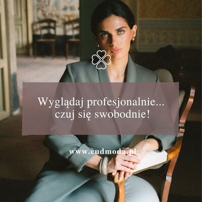 Wyglądaj profesjonalnie, czuj się swobodnie 👗

Ta kopertowa szmizjerka to idealne połączenie elegancji i komfortu 💫
Wiązanie w talii pięknie podkreśla sylwetkę, a klasyczny fason sprawia, że całość wygląda stylowo i bardzo kobieco.

To model, który świetnie sprawdzi się do pracy, na spotkania i wszędzie tam, gdzie chcesz wyglądać dobrze, ale nadal czuć się swobodnie ✨

#cudmoda #sukienka #sukienki #modadamska