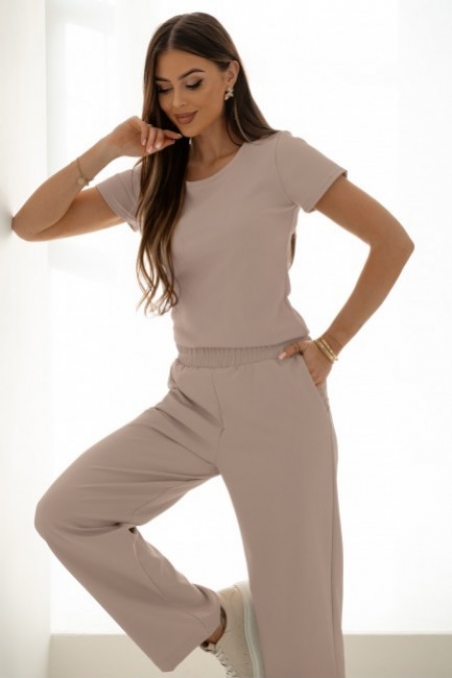 Moda w filmie i serialach: inspiracje z ekranu